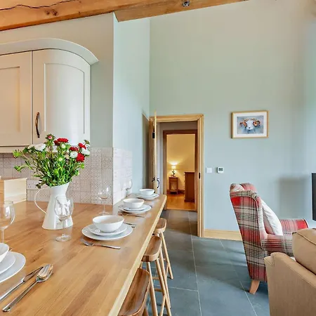 2 Bed In Ulverston Oc-93091 * Ulverston