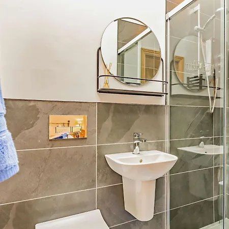 2 Bed In Ulverston Oc-93091 Holiday home *