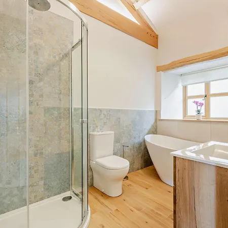 2 Bed In Ulverston Oc-93091 Holiday home *