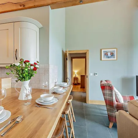 2 Bed In Oc-93091 * Ulverston