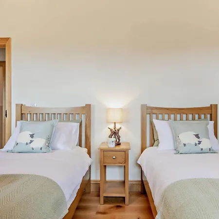 2 Bed In Oc-93091 Ulverston